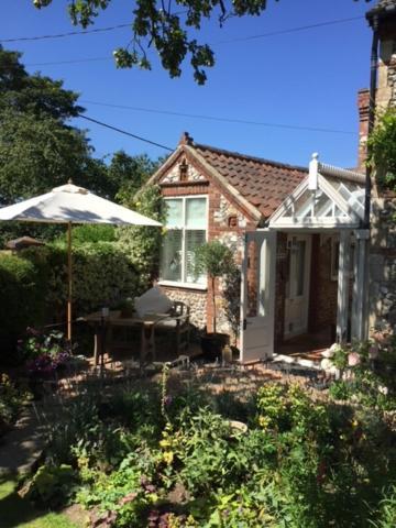 Stone Cottage Thornage Luaran gambar